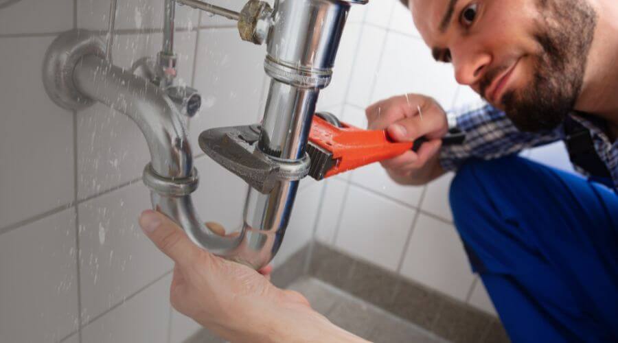 Professional same day plumber services in Courtland, MS